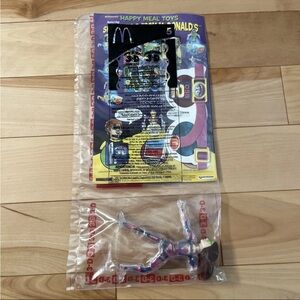 2003 Spy Kids 3-D McDonald's Happy Meal Comic Book Carmen Figure Toy #5